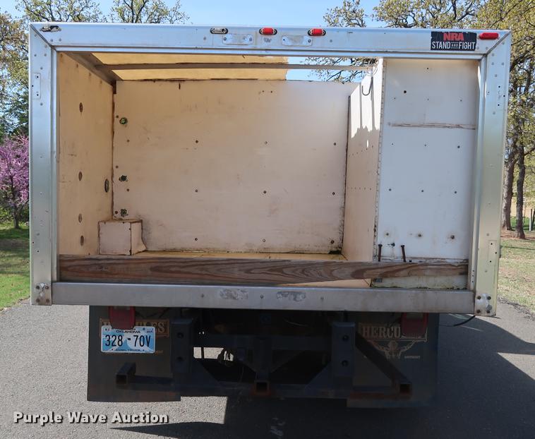 image for item FE9606 1999 Ford F450 Super Duty flatbed applicator truck