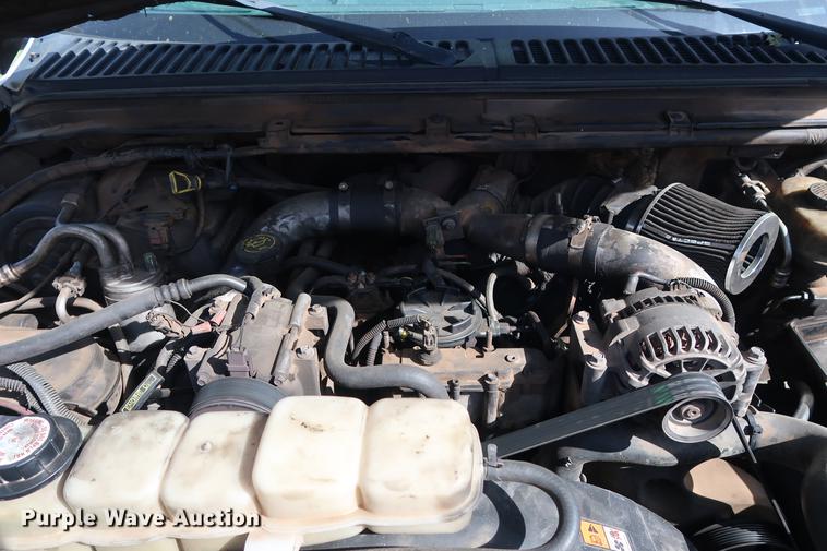 image for item FE9606 1999 Ford F450 Super Duty flatbed applicator truck