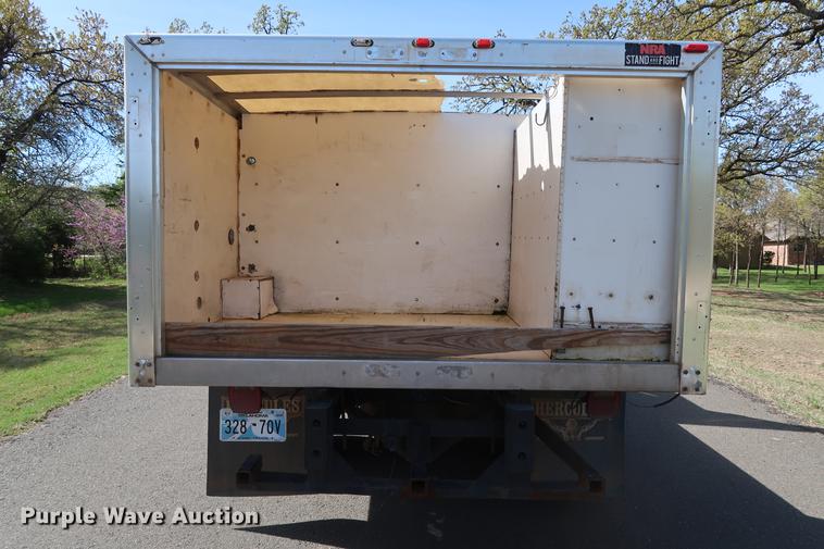 image for item FE9606 1999 Ford F450 Super Duty flatbed applicator truck