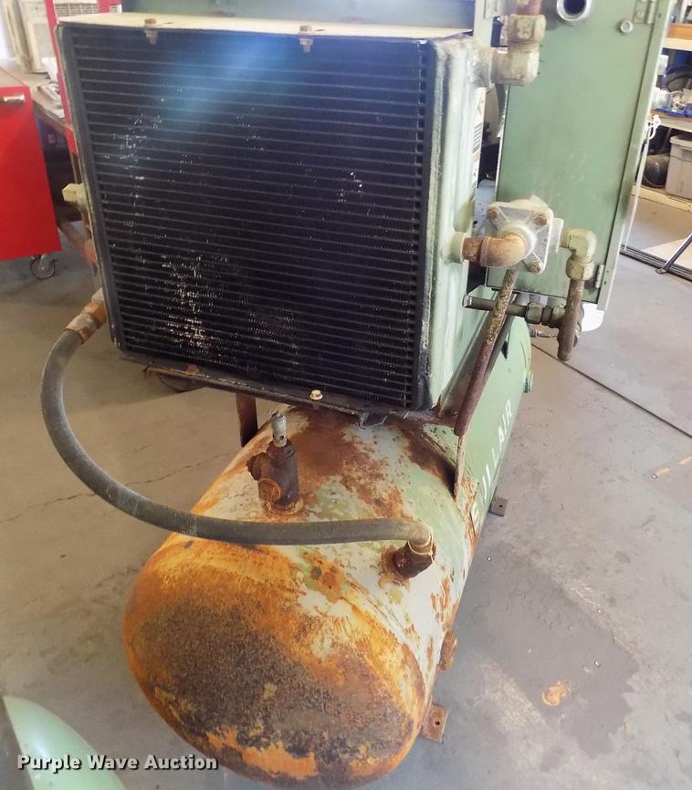 image for item FG9252 Sullair 10B-40AC screw type compressor