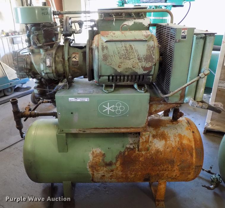 image for item FG9252 Sullair 10B-40AC screw type compressor