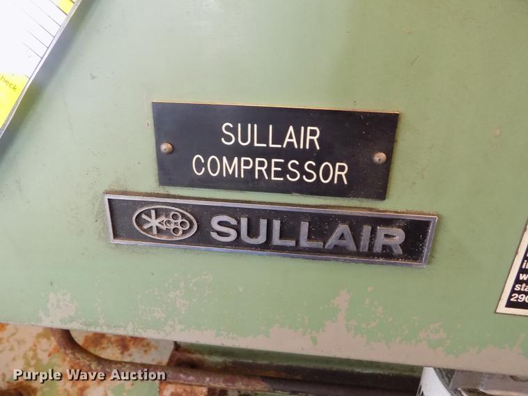 image for item FG9252 Sullair 10B-40AC screw type compressor