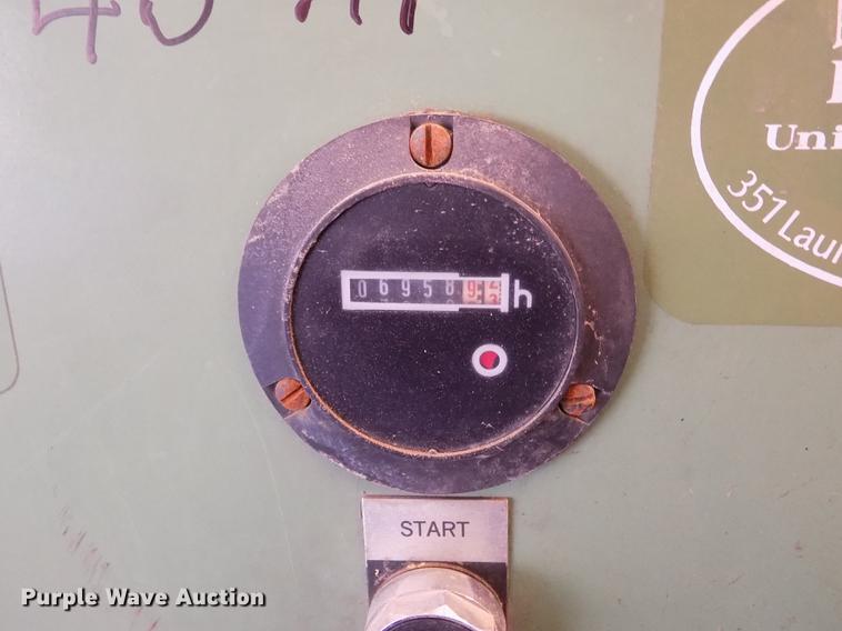 image for item FG9252 Sullair 10B-40AC screw type compressor