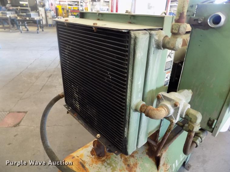 image for item FG9252 Sullair 10B-40AC screw type compressor