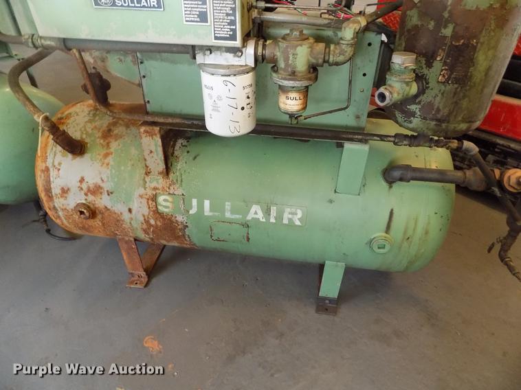 image for item FG9252 Sullair 10B-40AC screw type compressor