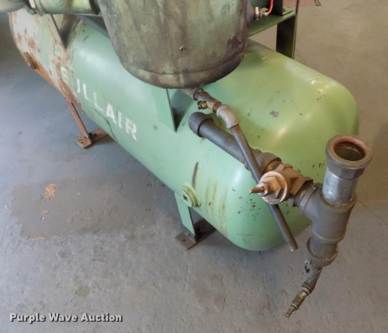 image for item FG9252 Sullair 10B-40AC screw type compressor