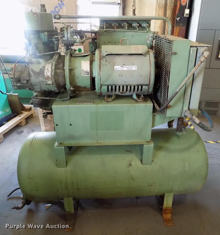 image for item FG9253 Sullair 10B-25AC screw type compressor