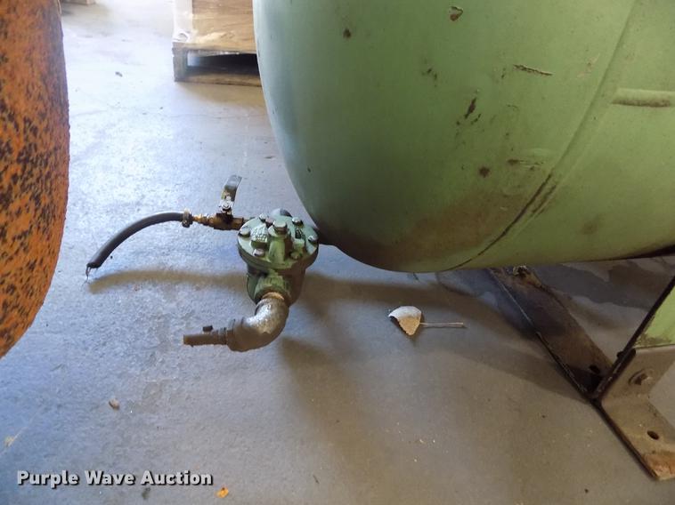 image for item FG9253 Sullair 10B-25AC screw type compressor