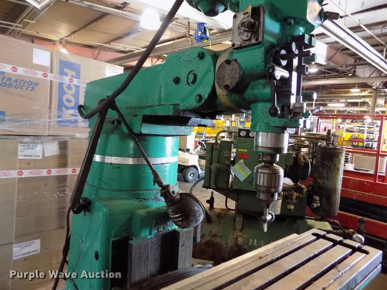 image for item FG9255 1995 Acra AM-4V precision milling machine