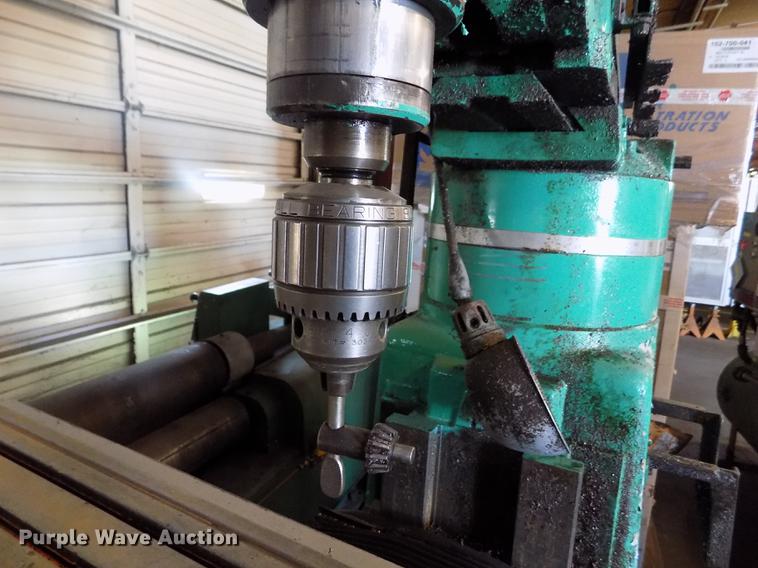 image for item FG9255 1995 Acra AM-4V precision milling machine