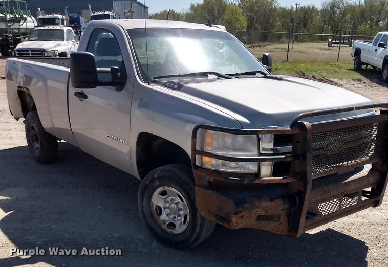 image for item FG9314 2007 Chevrolet Silverado 2500HD pickup truck