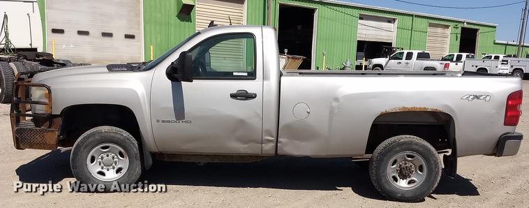 image for item FG9314 2007 Chevrolet Silverado 2500HD pickup truck