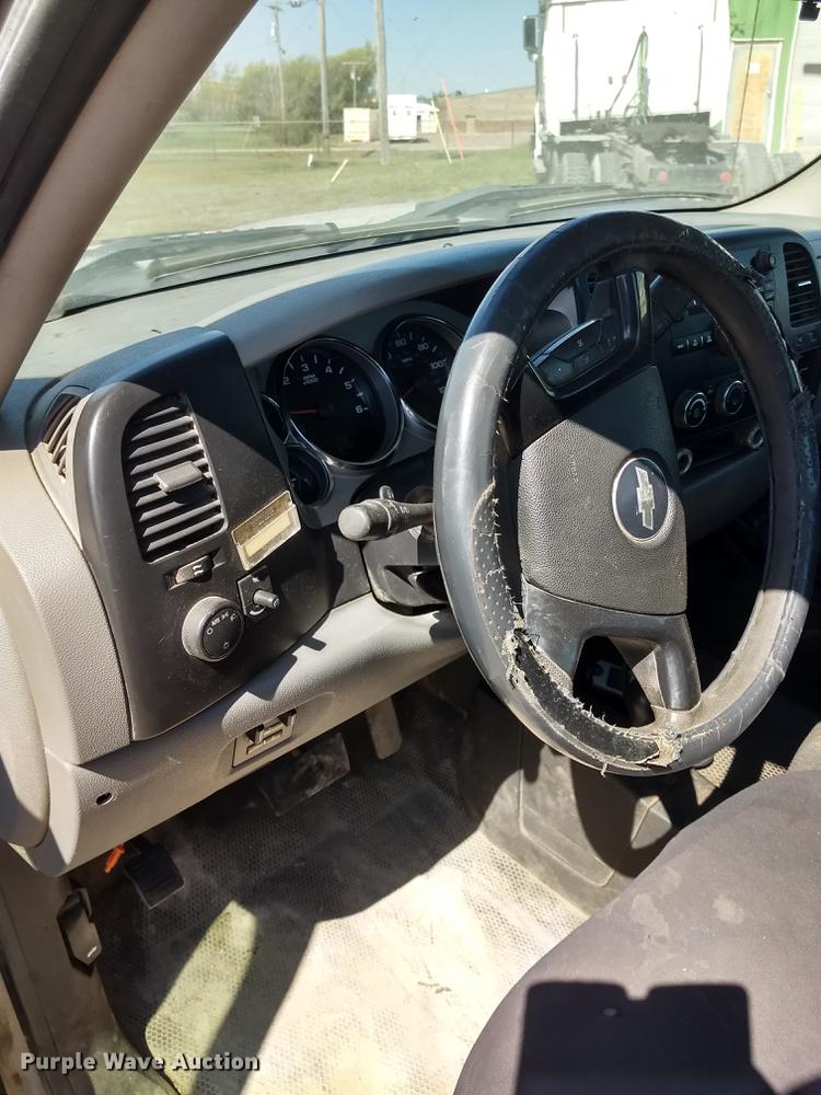 image for item FG9314 2007 Chevrolet Silverado 2500HD pickup truck