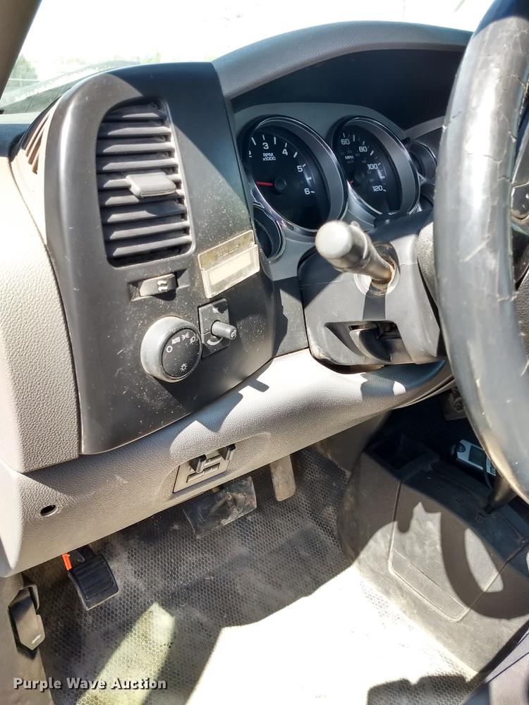 image for item FG9314 2007 Chevrolet Silverado 2500HD pickup truck