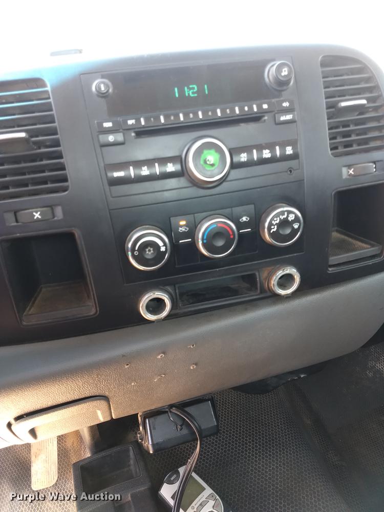 image for item FG9314 2007 Chevrolet Silverado 2500HD pickup truck