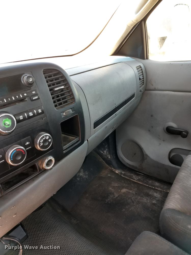 image for item FG9314 2007 Chevrolet Silverado 2500HD pickup truck