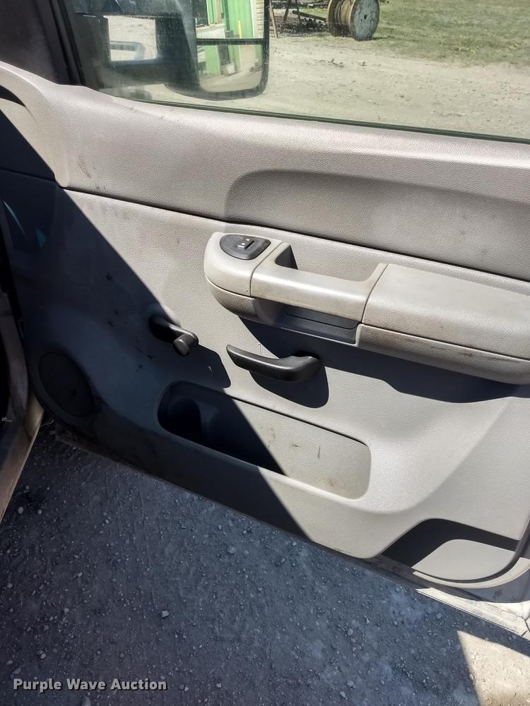 image for item FG9314 2007 Chevrolet Silverado 2500HD pickup truck