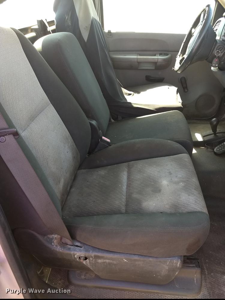 image for item FG9314 2007 Chevrolet Silverado 2500HD pickup truck