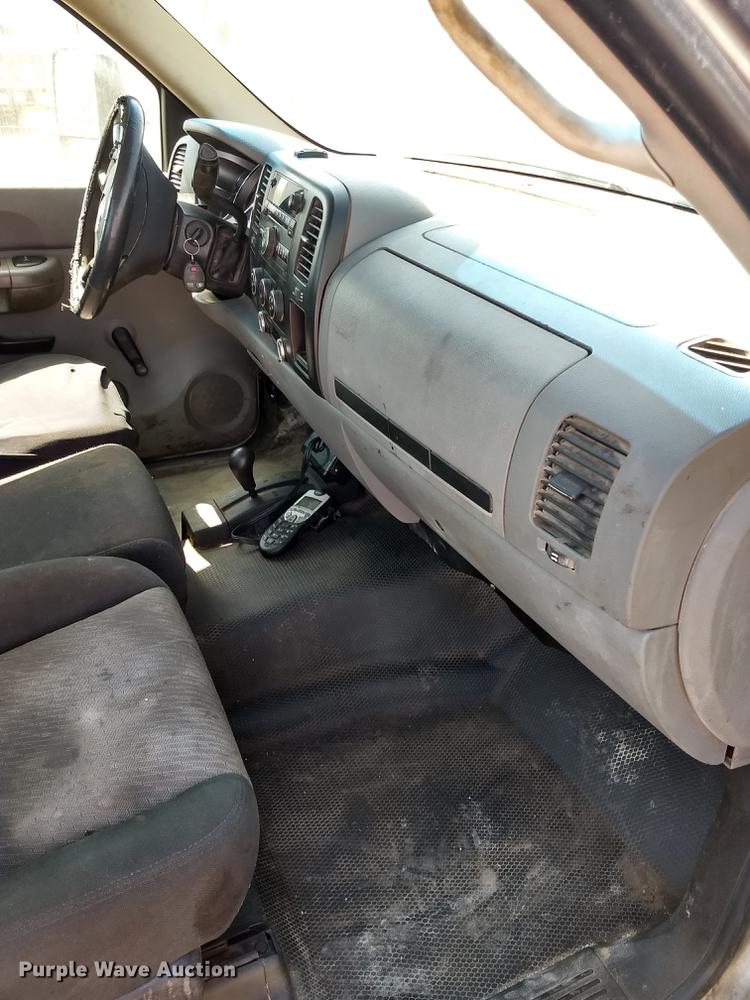 image for item FG9314 2007 Chevrolet Silverado 2500HD pickup truck