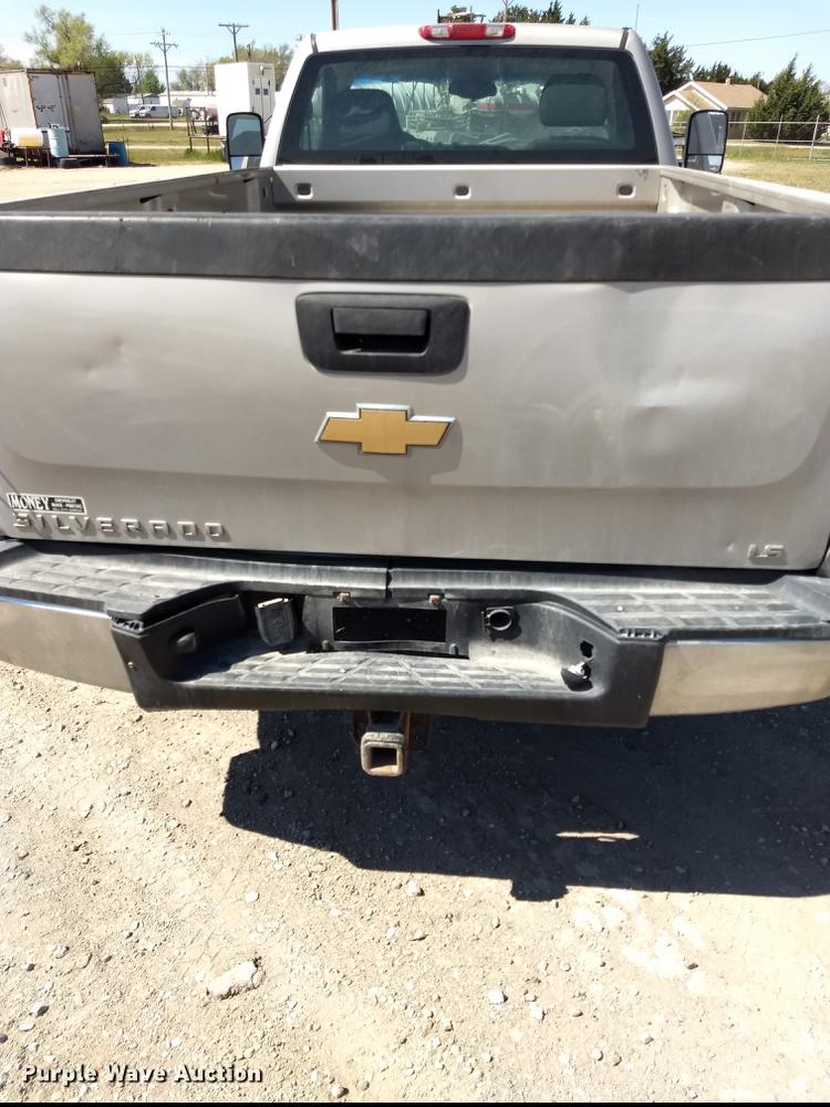 image for item FG9314 2007 Chevrolet Silverado 2500HD pickup truck