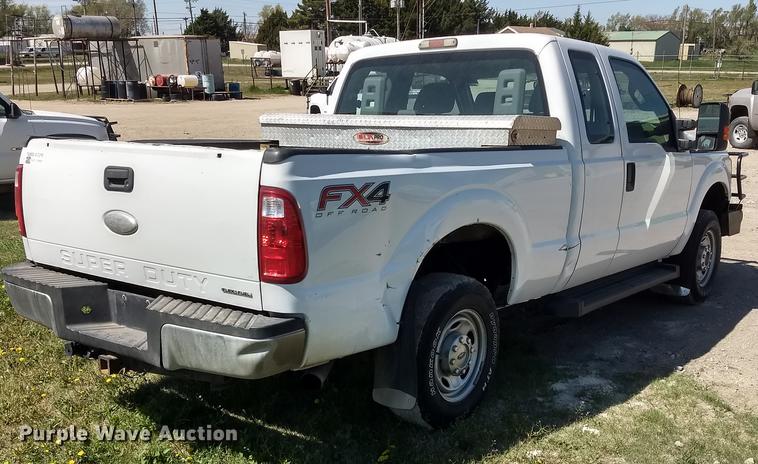 image for item FG9315 2012 Ford F250 Super Duty FX4 SuperCab pickup truck