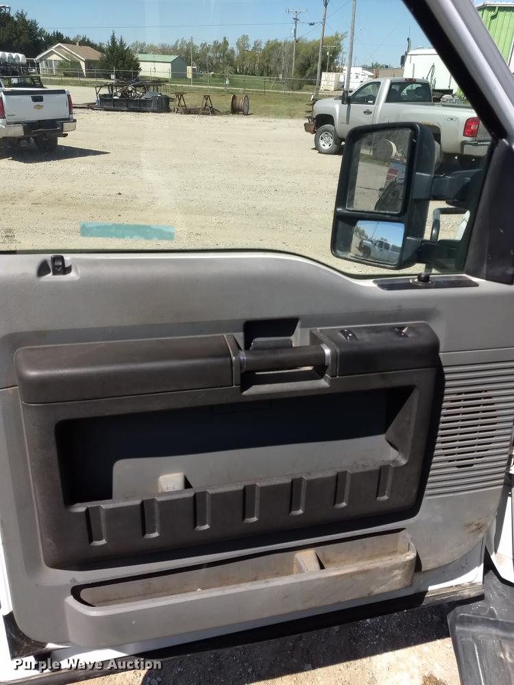 image for item FG9315 2012 Ford F250 Super Duty FX4 SuperCab pickup truck