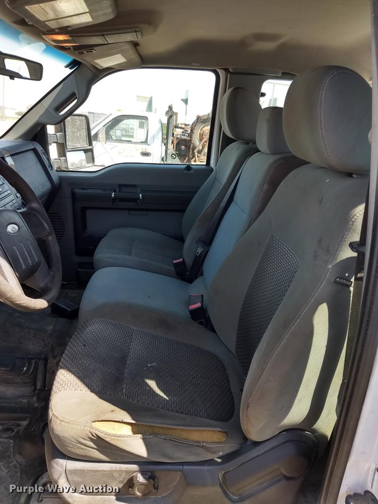 image for item FG9315 2012 Ford F250 Super Duty FX4 SuperCab pickup truck