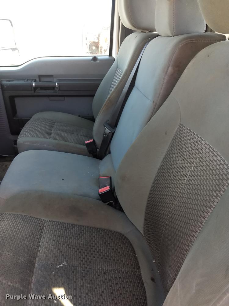 image for item FG9315 2012 Ford F250 Super Duty FX4 SuperCab pickup truck