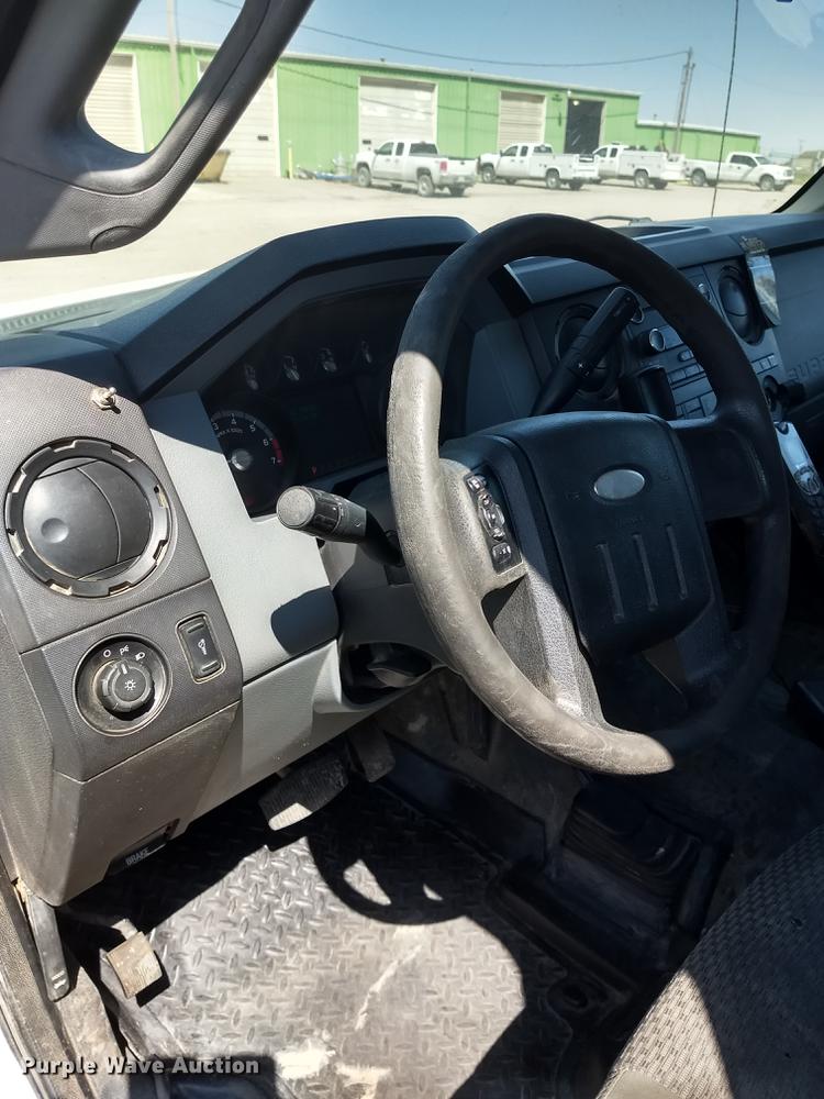 image for item FG9315 2012 Ford F250 Super Duty FX4 SuperCab pickup truck