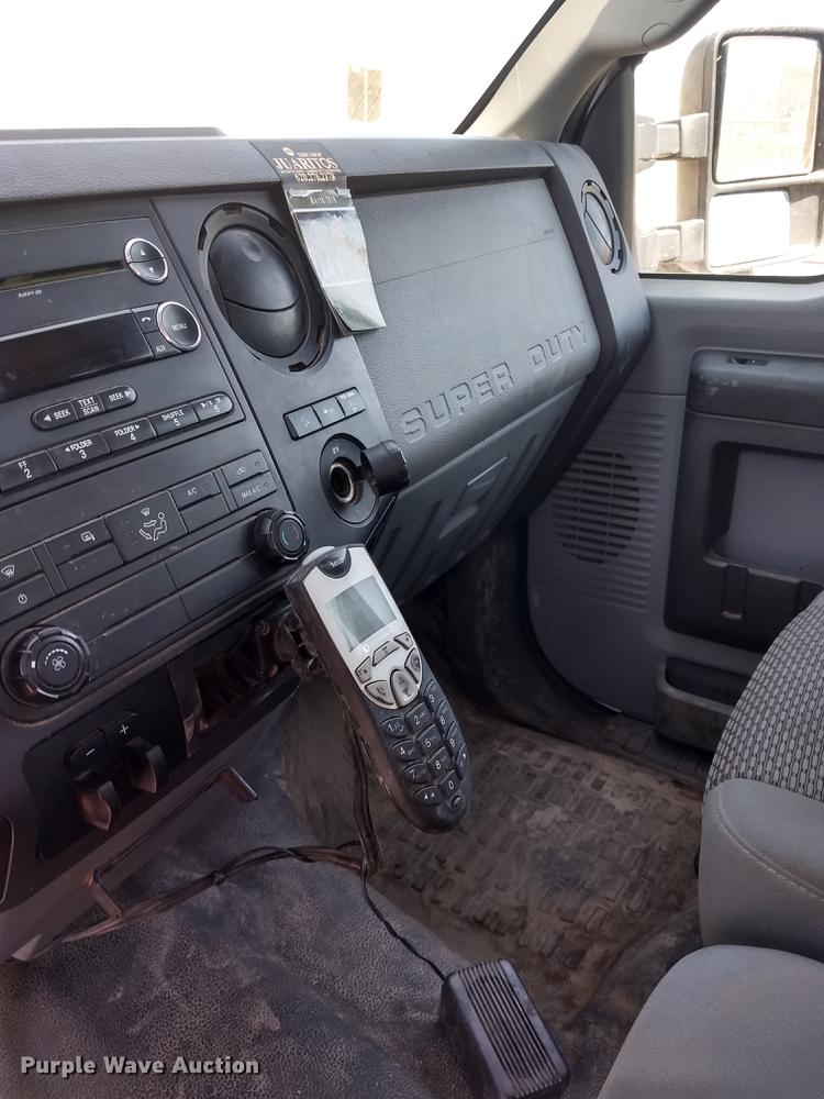 image for item FG9315 2012 Ford F250 Super Duty FX4 SuperCab pickup truck