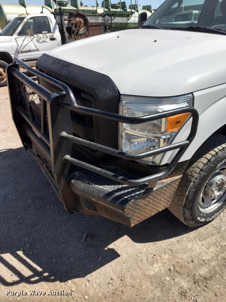 image for item FG9315 2012 Ford F250 Super Duty FX4 SuperCab pickup truck