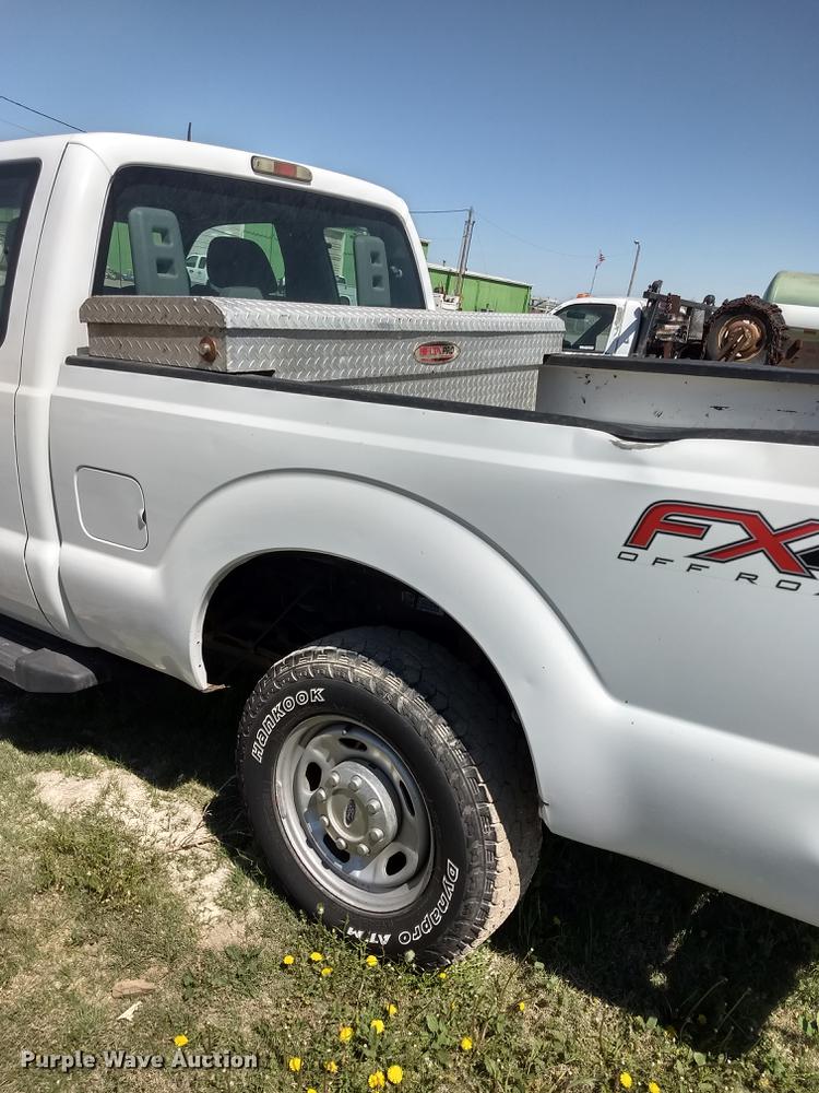 image for item FG9315 2012 Ford F250 Super Duty FX4 SuperCab pickup truck