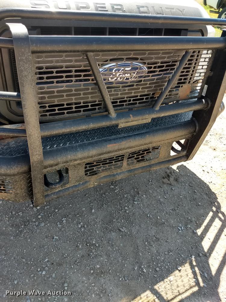 image for item FG9315 2012 Ford F250 Super Duty FX4 SuperCab pickup truck
