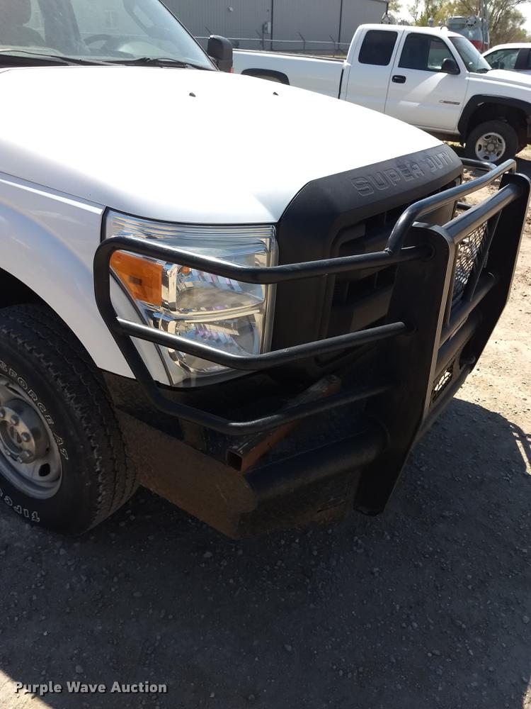 image for item FG9315 2012 Ford F250 Super Duty FX4 SuperCab pickup truck