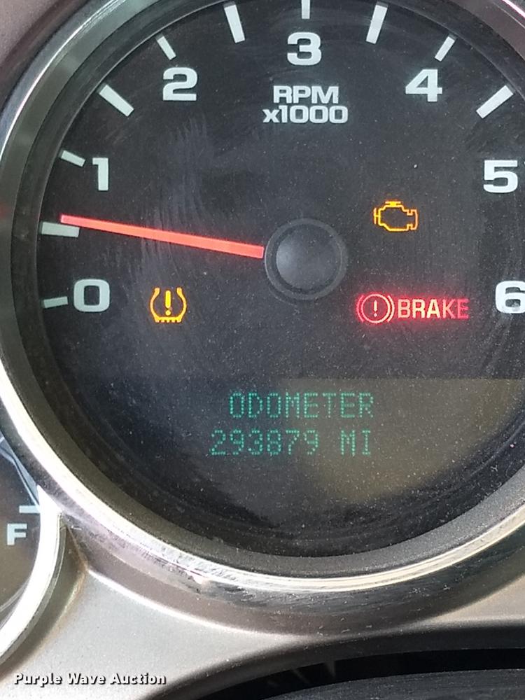 image for item FG9316 2010 GMC Sierra 2500HD Ext. Cab pickup truck