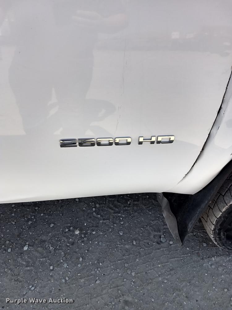 image for item FG9316 2010 GMC Sierra 2500HD Ext. Cab pickup truck