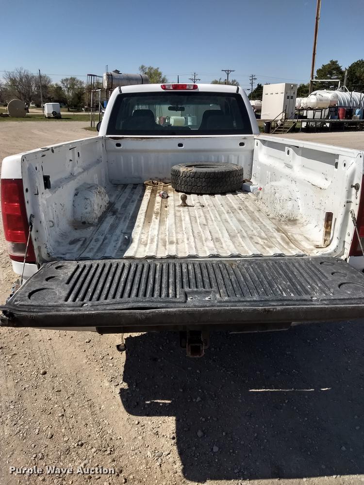 image for item FG9316 2010 GMC Sierra 2500HD Ext. Cab pickup truck