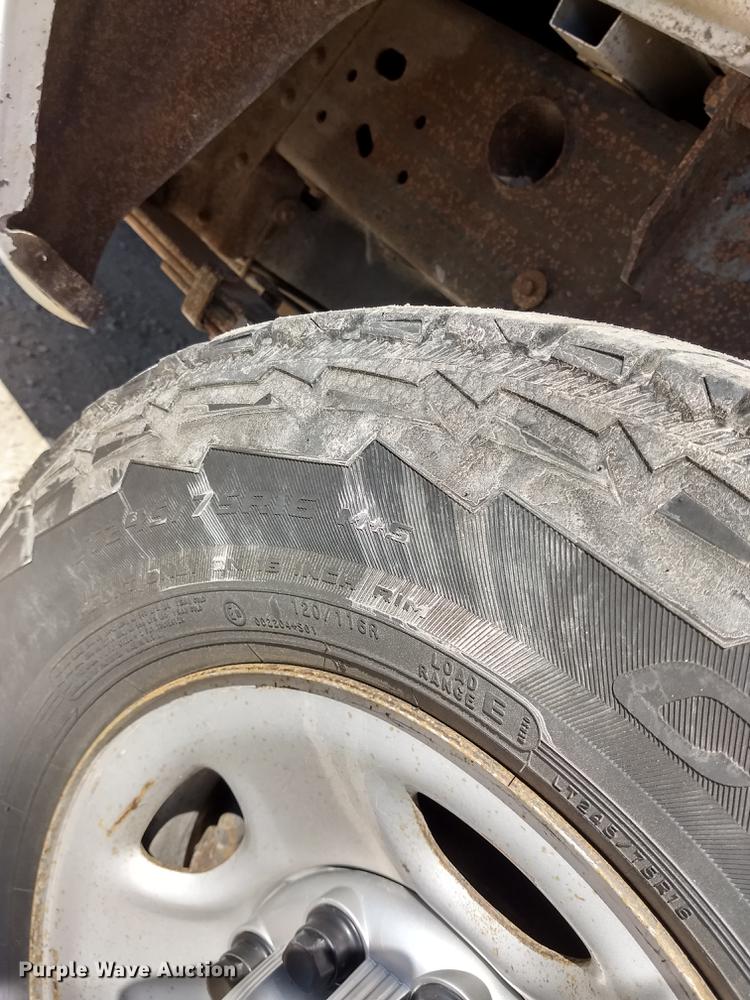 image for item FG9316 2010 GMC Sierra 2500HD Ext. Cab pickup truck