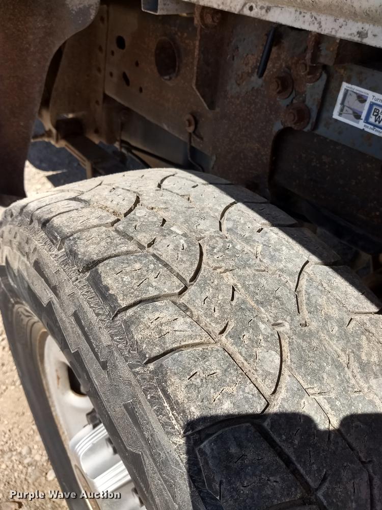 image for item FG9316 2010 GMC Sierra 2500HD Ext. Cab pickup truck