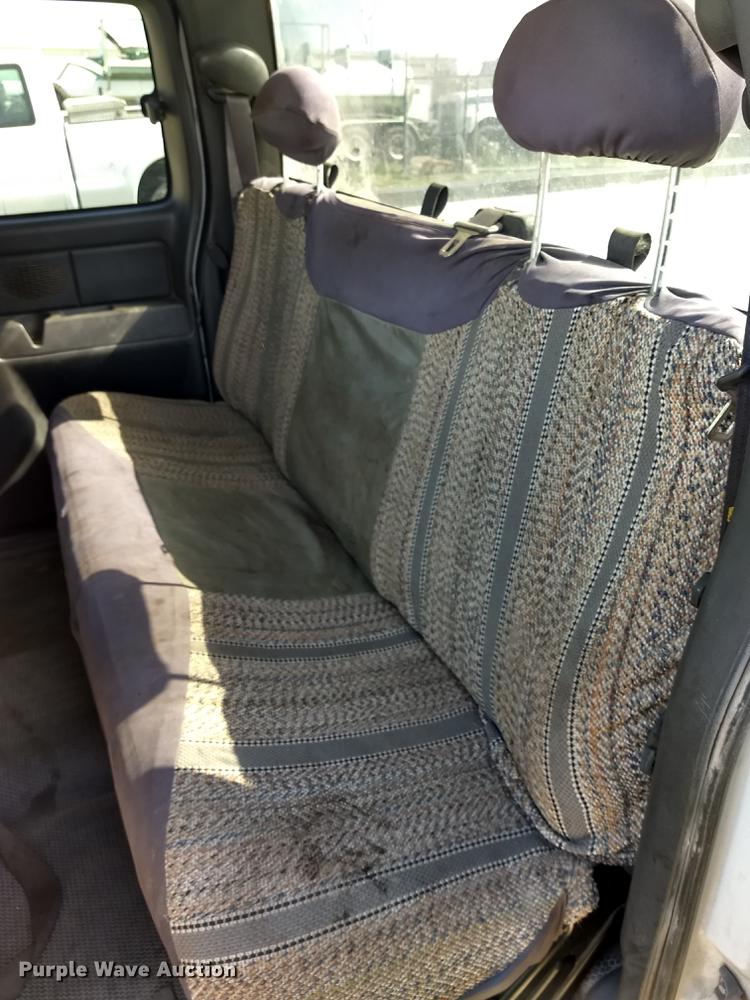 image for item FG9317 2006 Chevrolet Silverado 2500HD Ext. Cab pickup truck