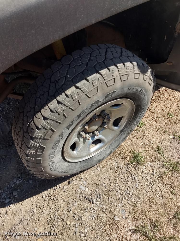 image for item FG9317 2006 Chevrolet Silverado 2500HD Ext. Cab pickup truck