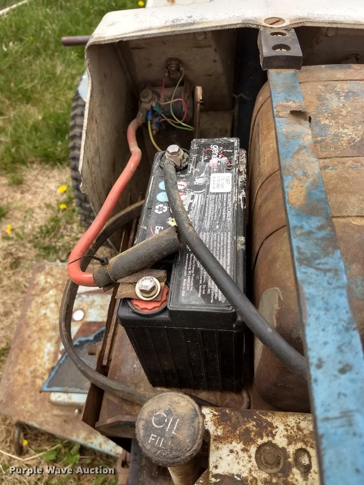 image for item FG9322 Sears Suburban garden tractor