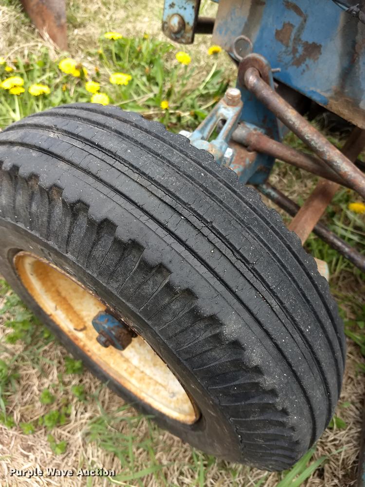 image for item FG9322 Sears Suburban garden tractor