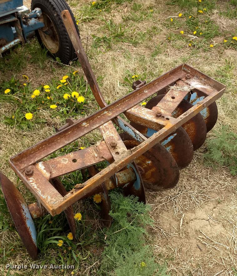 image for item FG9322 Sears Suburban garden tractor