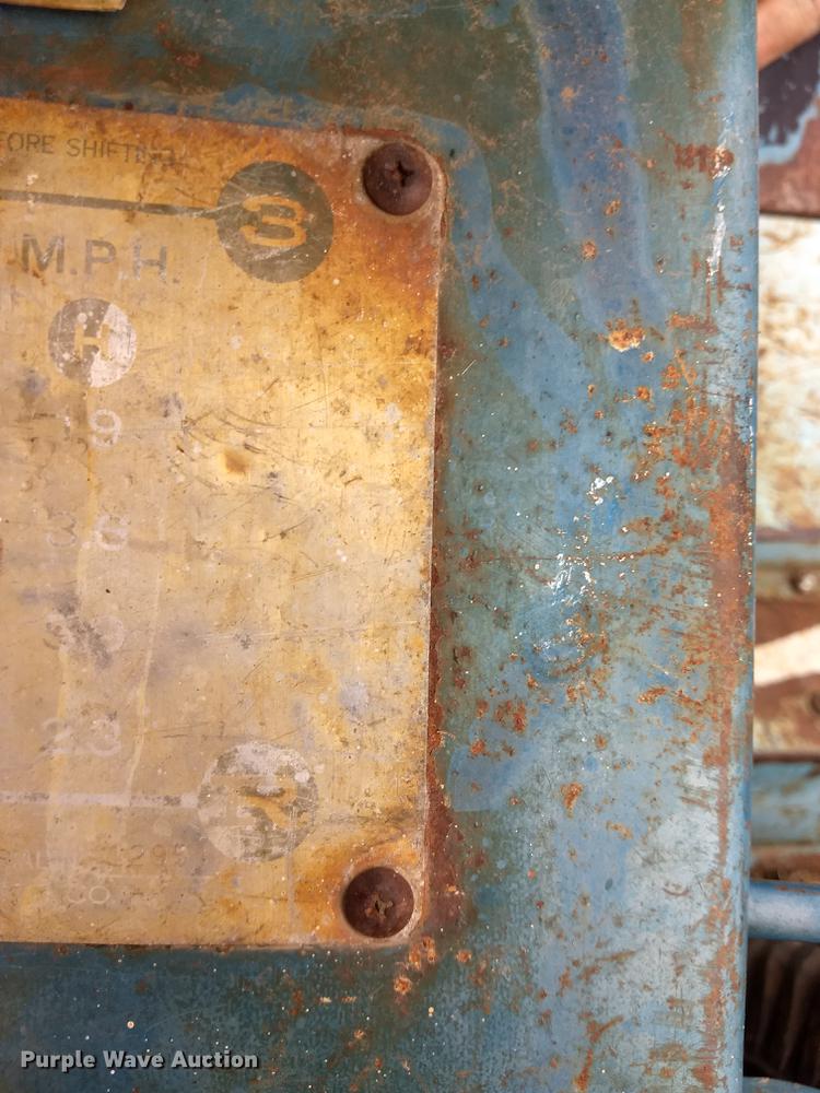 image for item FG9322 Sears Suburban garden tractor