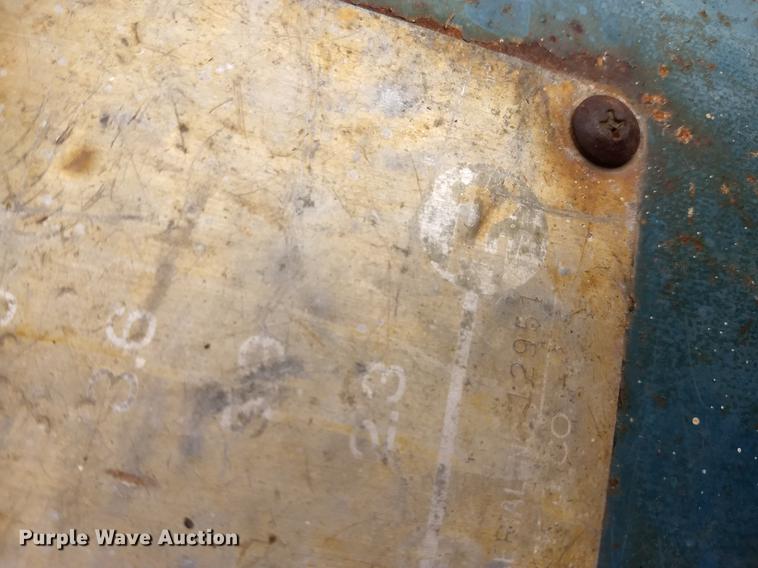 image for item FG9322 Sears Suburban garden tractor