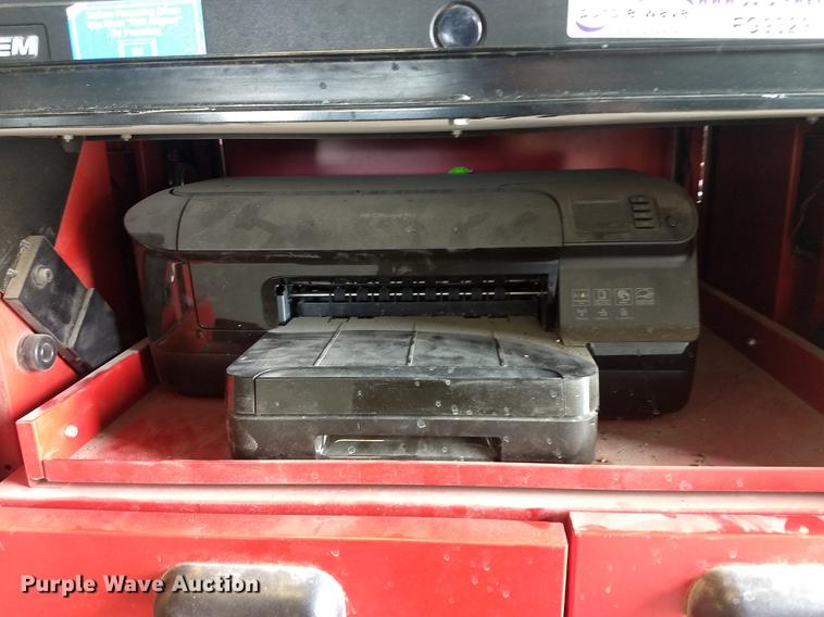 image for item FG9329 Hunter R811 alignment machine