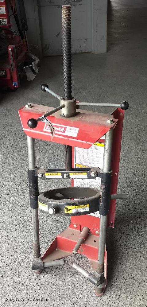 image for item FG9330 Branick 7200 strut spring compressor