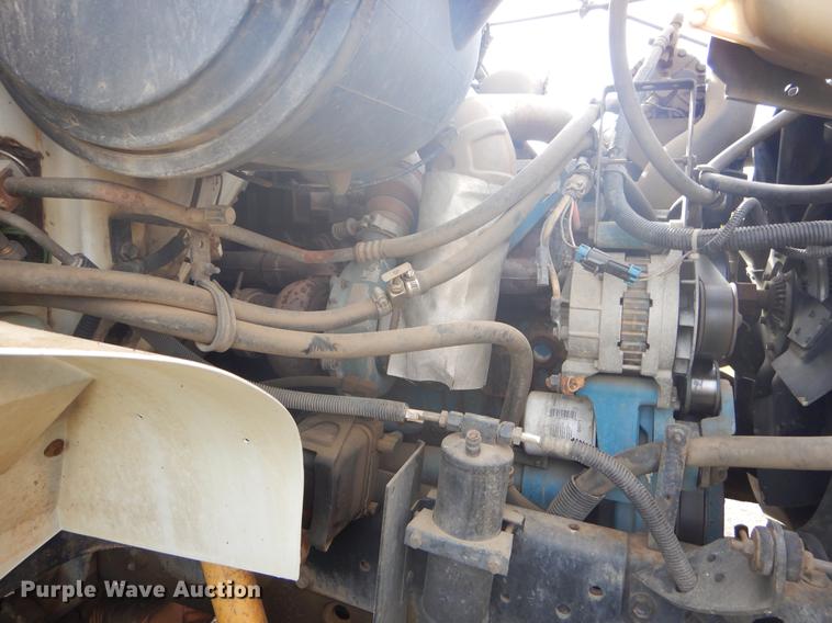 image for item FH9254 1998 International 4900 refuse truck