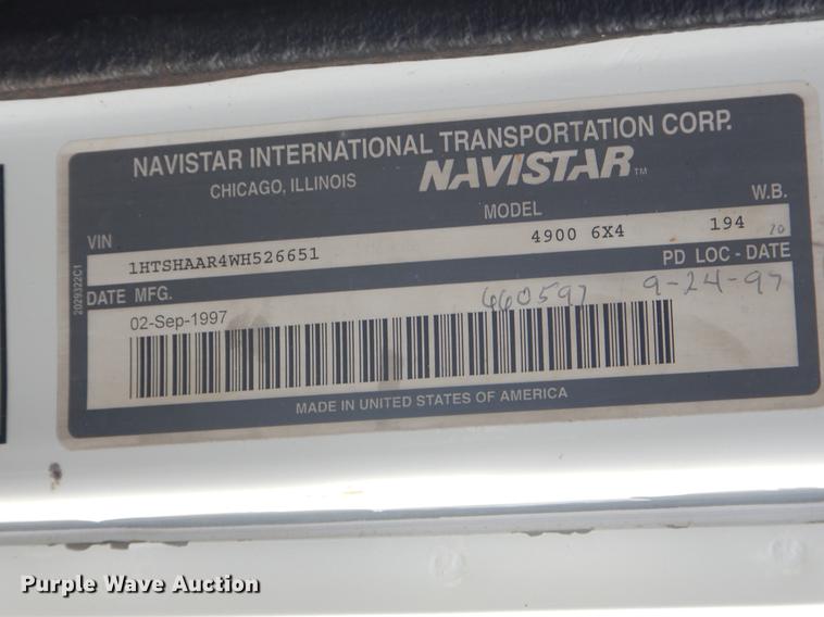 image for item FH9254 1998 International 4900 refuse truck